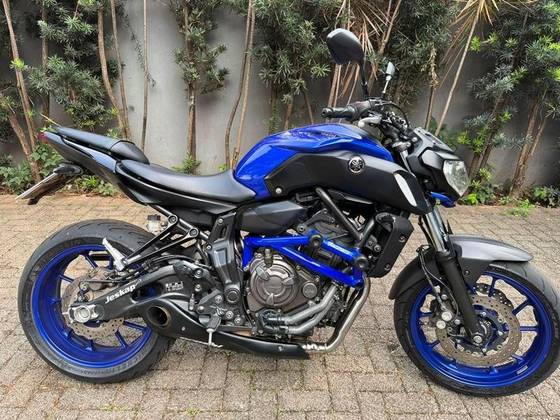 YAMAHA MT-07 ABS YAMAHA MT-07 ABS